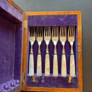 Hukin & Heath Mother-of-Pearl Handle set of 6 forks & 6 knives in Original box.